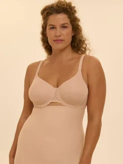 Soutien-gorge avec armature moulé rigide - Peau Rosée