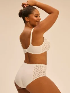 Soutien-gorge avec armatures classique - Naturel