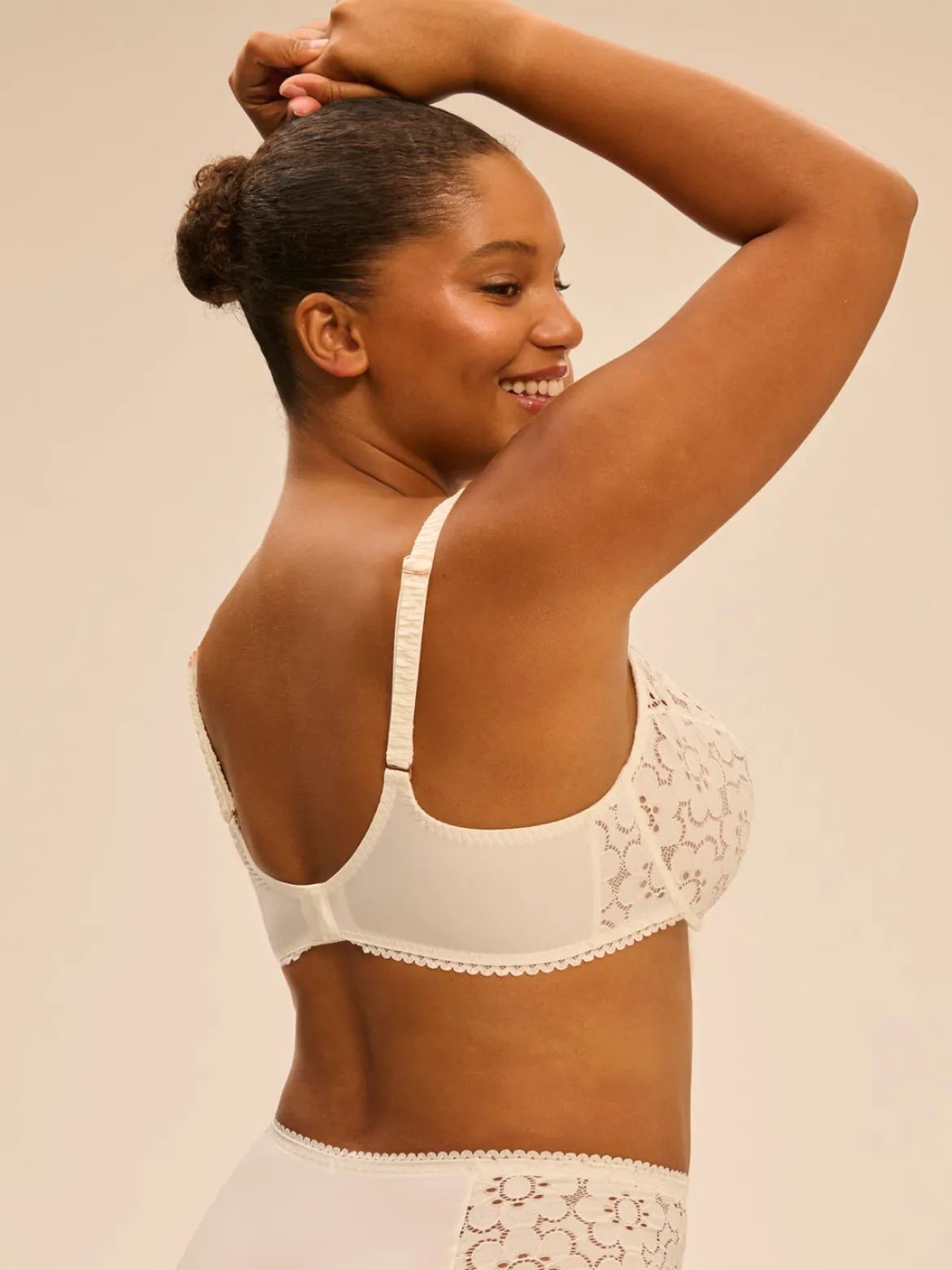 Soutien-gorge avec armatures classique - Naturel
