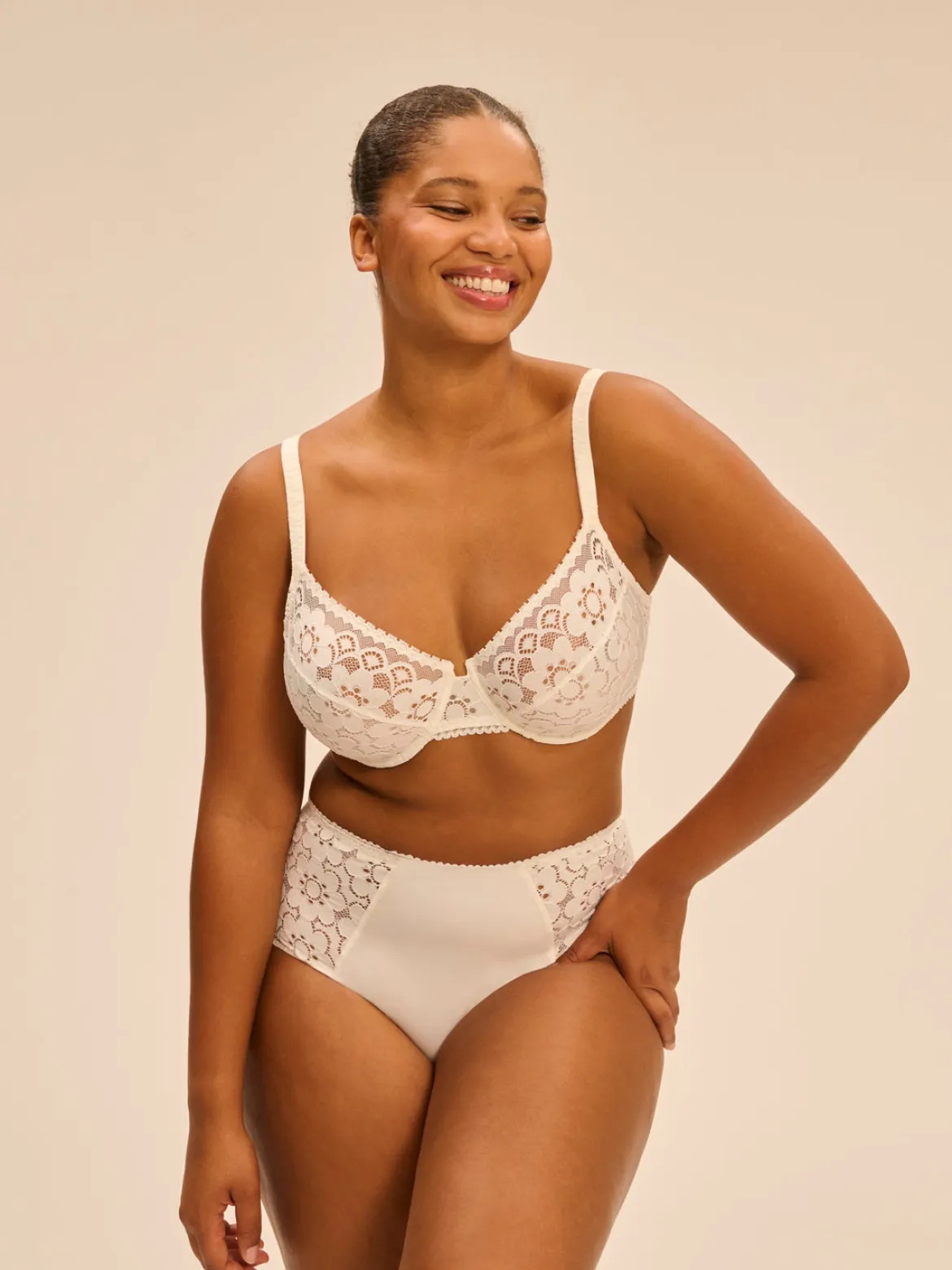 Soutien-gorge avec armatures classique - Naturel