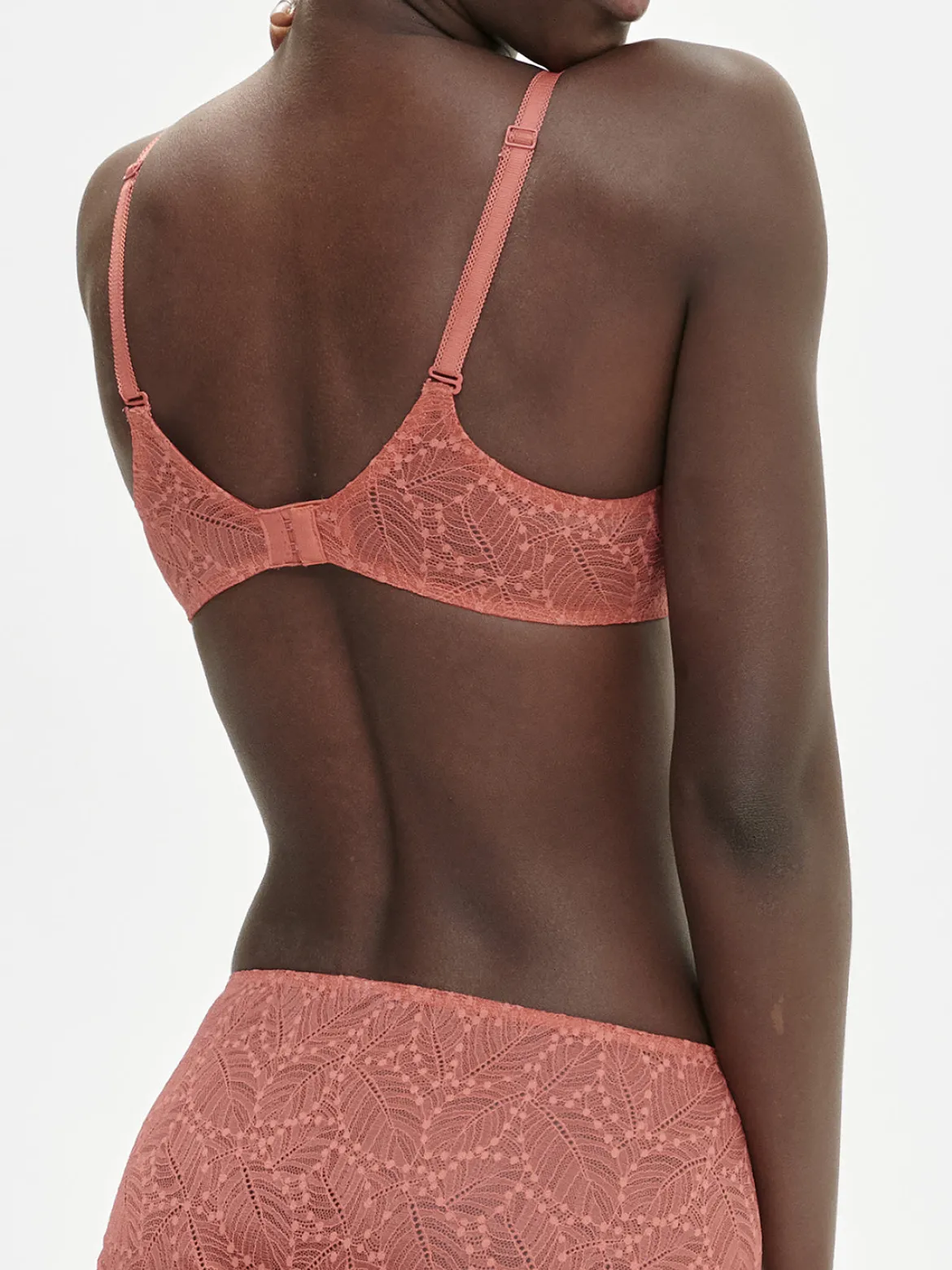 Soutien-gorge avec armatures moulé décolleté plongeant - Rose Texas